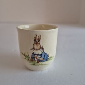 Vintage Royal Doulton Fine Bone China Bunnykins Bunny Collectible Egg Cup Holder